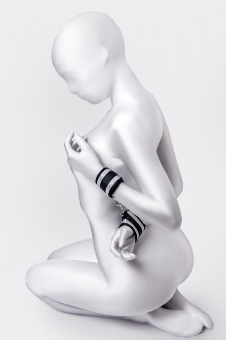 Серебристо-черные наручники Anonymo - ToyFa - купить с доставкой в Арзамасе