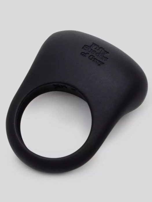 Черное эрекционное виброкольцо Sensation Rechargeable Vibrating Love Ring - Fifty Shades of Grey - в Арзамасе купить с доставкой